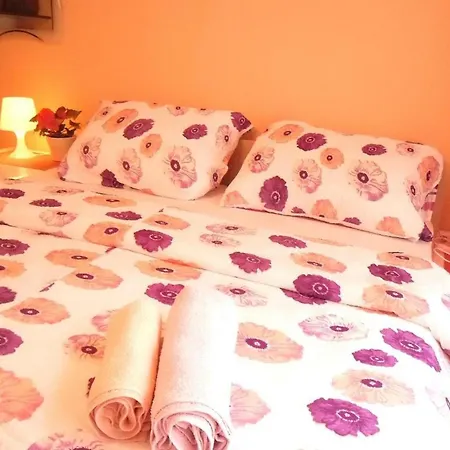 Charming Kestenovi Dvori Apartment *