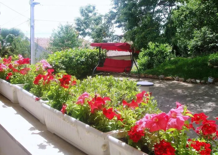 Charming Kestenovi Dvori Apartment