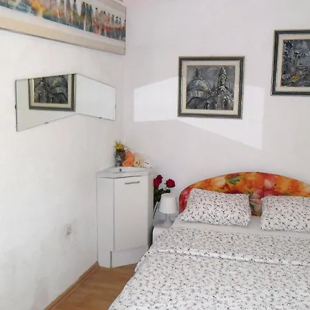 Charming Kestenovi Dvori *