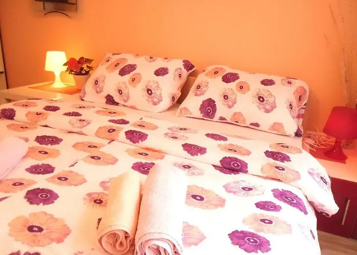 Charming Kestenovi Dvori Apartamento *