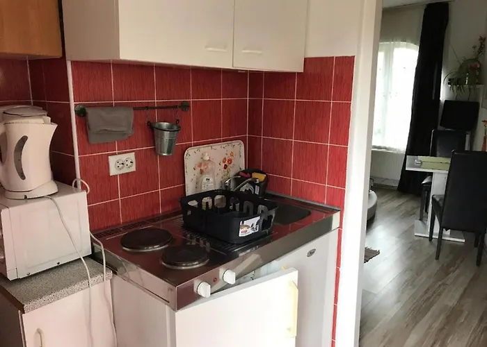 Charming Kestenovi Dvori Apartamento Opatija