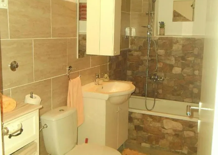 Charming Kestenovi Dvori Opatija